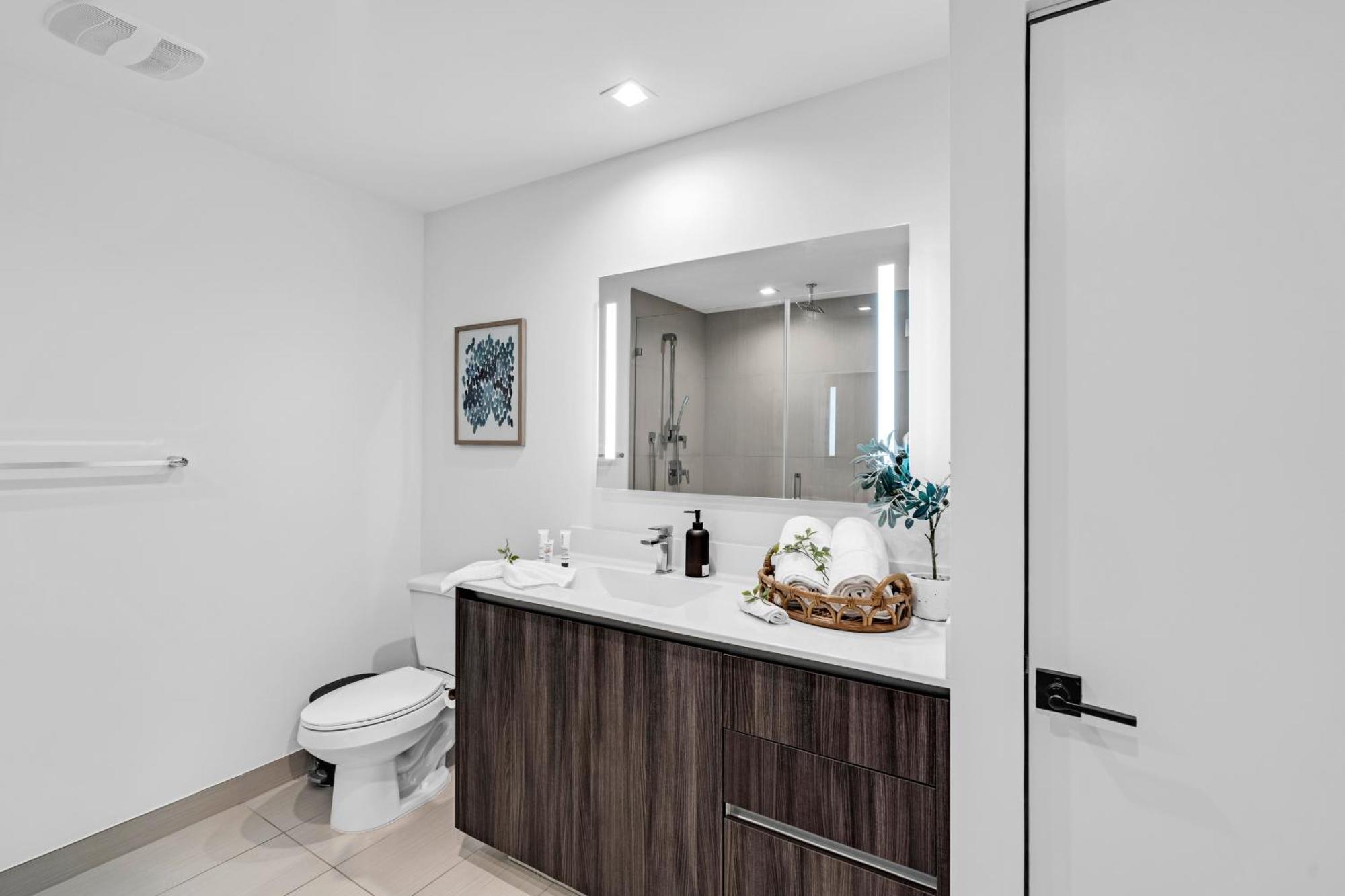 Amazing 2 Bedroom Unit In Doral Miami With Free Parking Hialeah Gardens Exterior foto